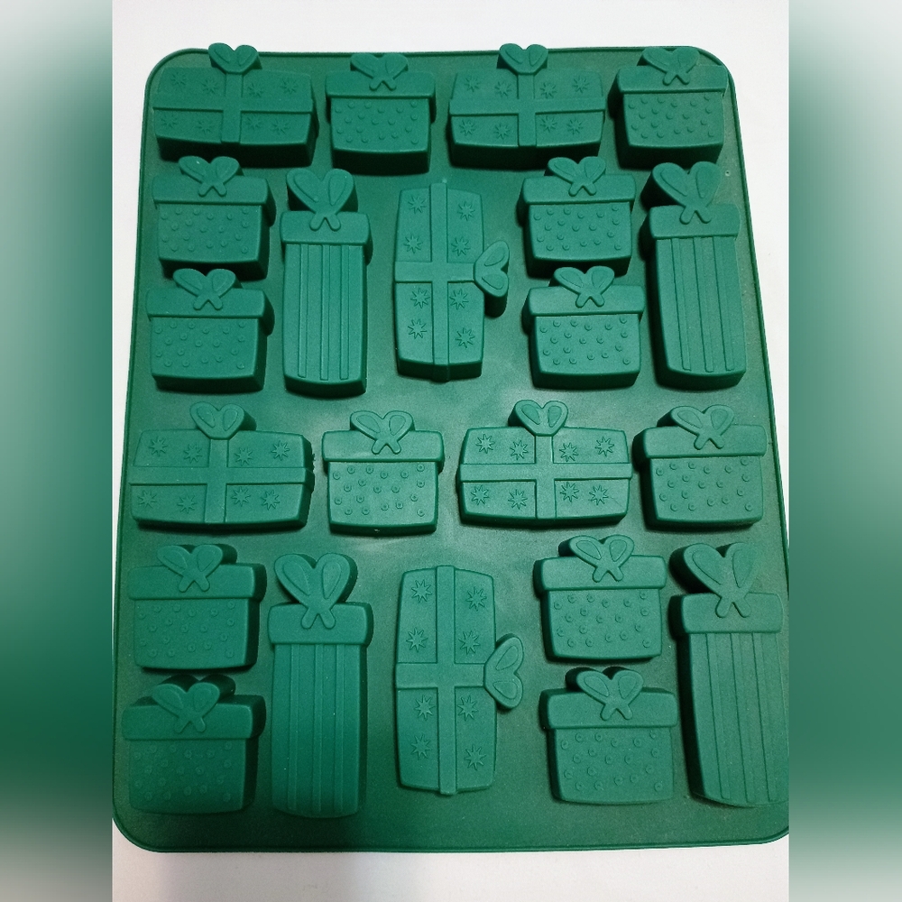 Green Gift Silicone Mold